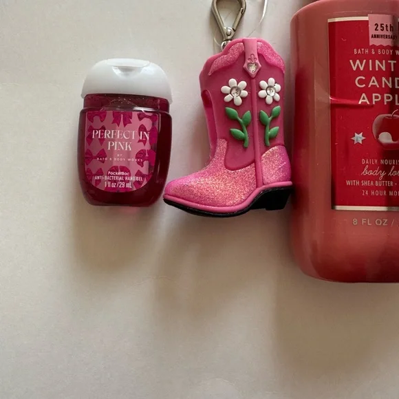 Winter Candy Apple Lotion Hand Spray Cowboy Boot Strawberry Poundcake Mist Lot - Picture 2 of 3